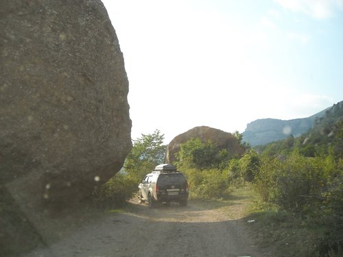 Маленькие камушки .... почти галька :)))